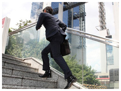 営業職に向いている色